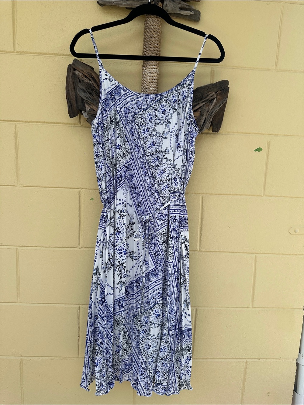 H&M White and Blue Printed Spaghetti-Strap Mini Dress